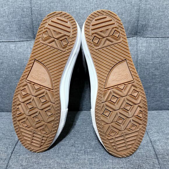 Converse Hi Top Shoes Women 7.5 Black White Chuck Taylor All Star Waterproof - Picture 7 of 11